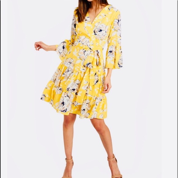 Eliza J Dresses & Skirts - Eliza J Bell Sleeve Yellow Floral Dress Size 6